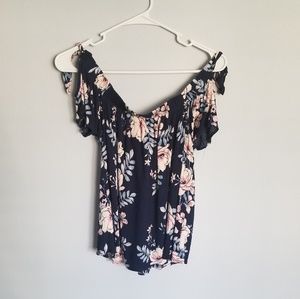 💛 Off Shoulder Floral Top